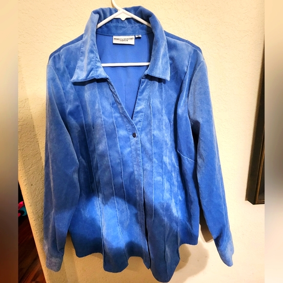 Rebecca Malone Tops - NWOT ... Rebecca Malone Corduroy button down top